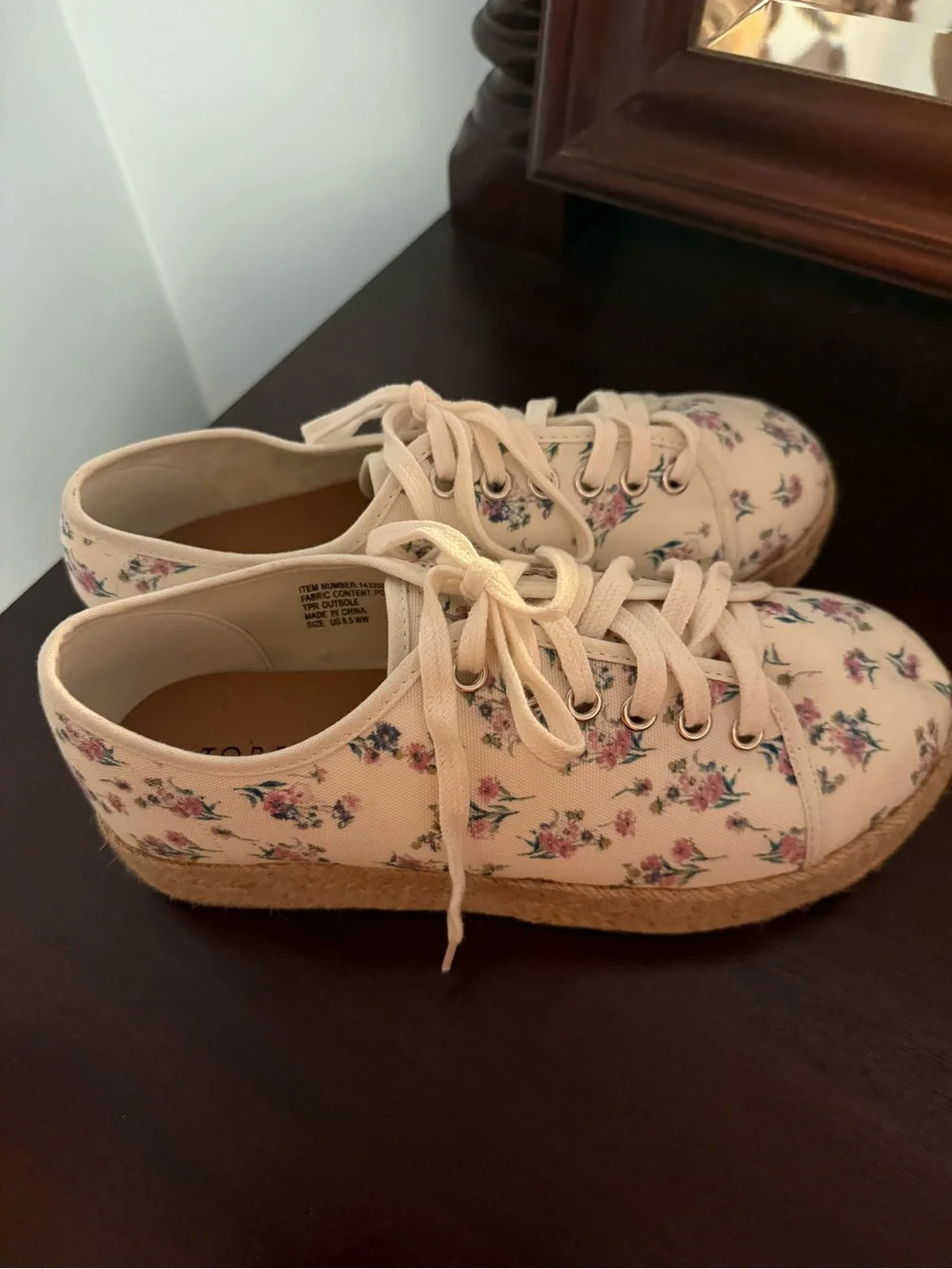 *Extra Wide* Torrid Cream Floral Canvas Lace-Up Sneakers